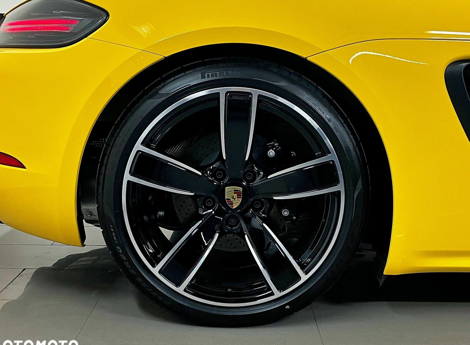 Porsche 718 Cayman cena 559000 przebieg: 2565, rok produkcji 2023 z Poniec małe 781